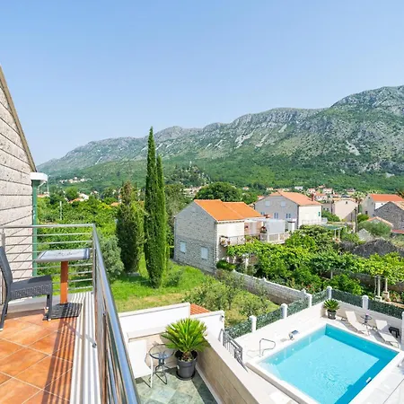 Awesome In With Jacuzzi Apartment Dubrovnik