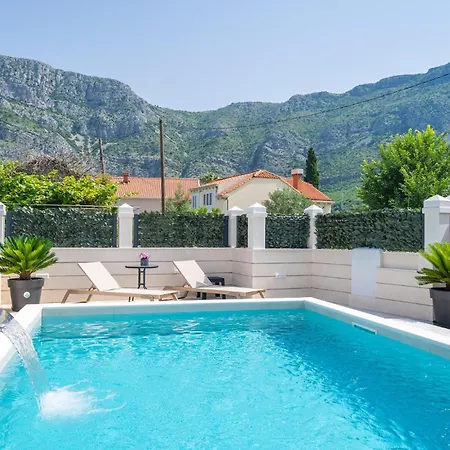 Awesome In With Jacuzzi Dubrovnik