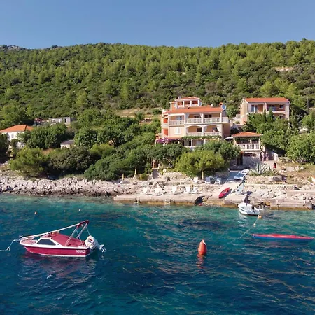 Apartment Awesome In With Jacuzzi Dubrovnik